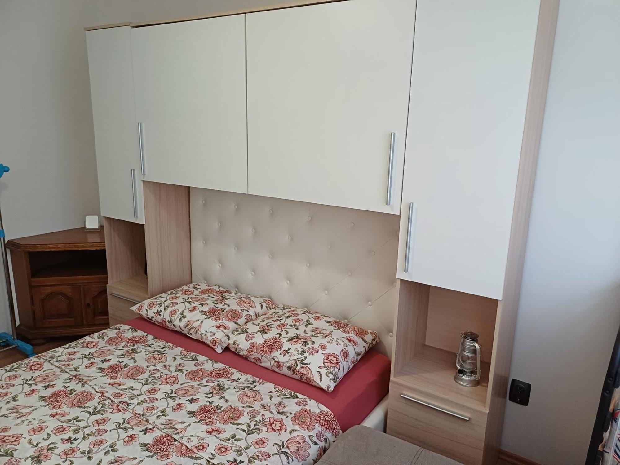 Apartment Zana Malinska