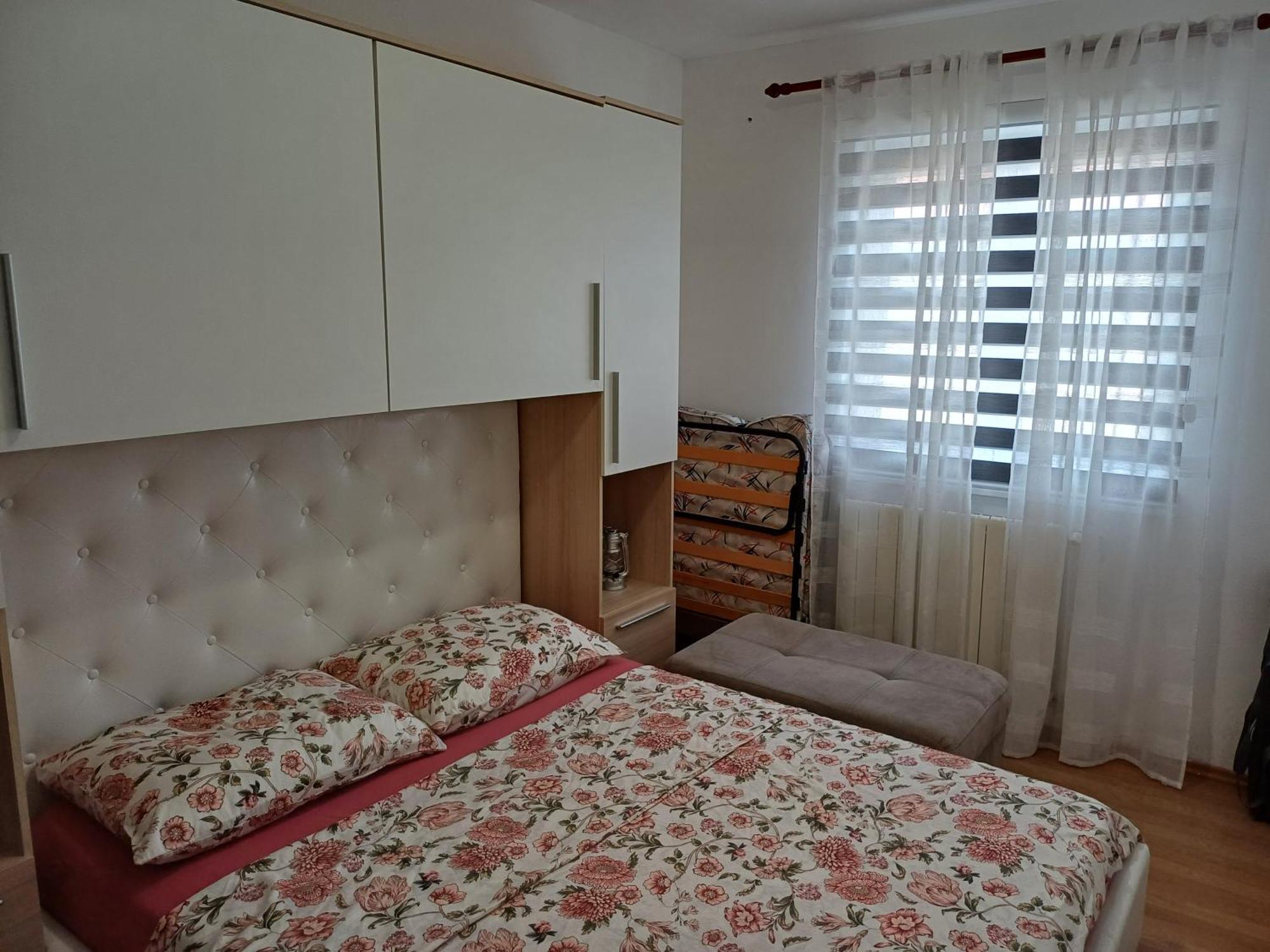 Apartment Zana Malinska